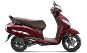 हीरो और होंडा स्कूटरों की माइलेज तुलना की इमेज, जिसमें दोनों ब्रांड के प्रमुख मॉडल दिखाए गए हैं।
